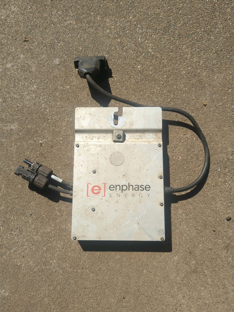 Enphase M215 Inverter