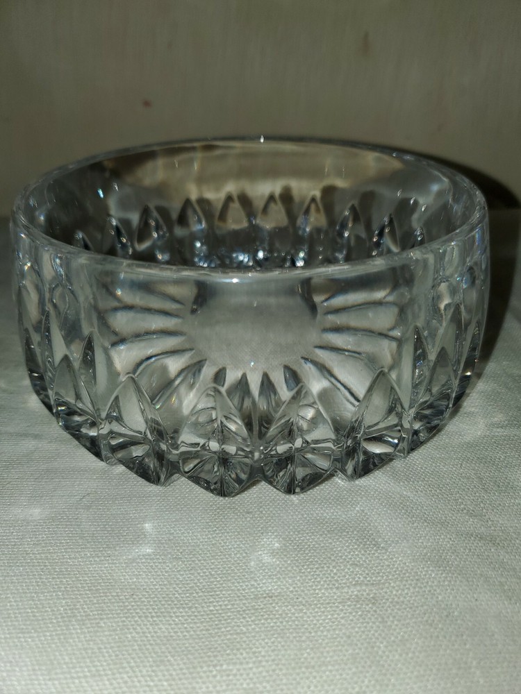 Pretty Crystal Candy Dish  5 1/2" Diameter