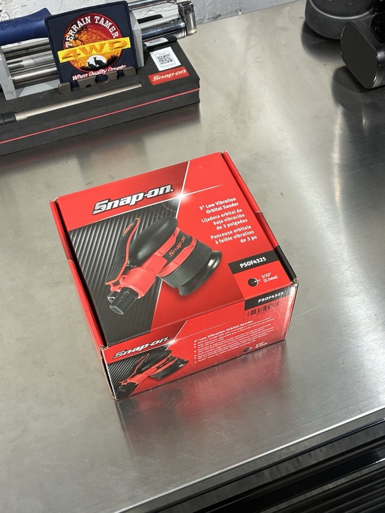 Snap-on PSOF4325 3" Low Vibration Dual Action Orbital Sander Hook-and-Loop Red