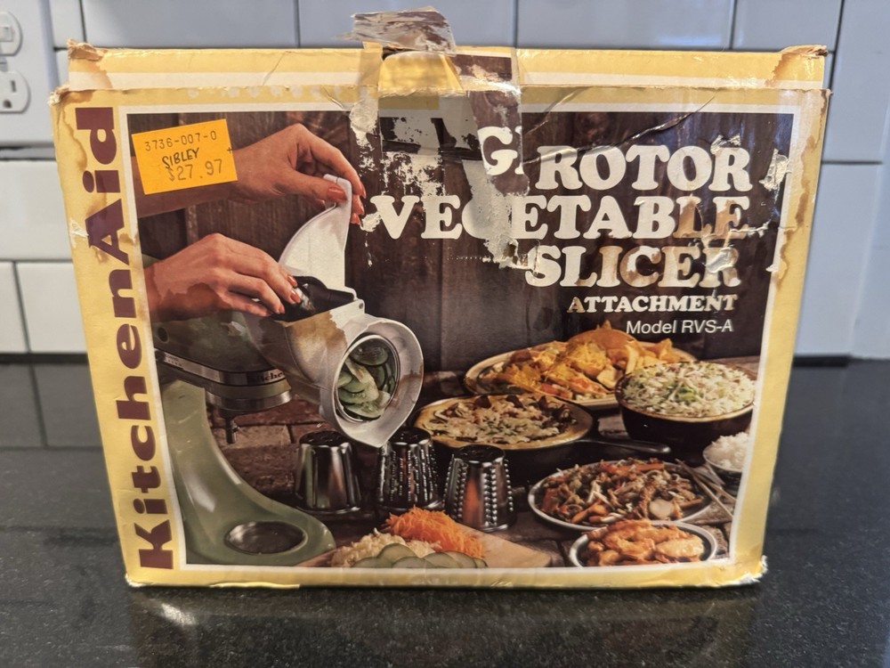 KitchenAid Rotor Slicer/Shredder attachment, Model RVS-A