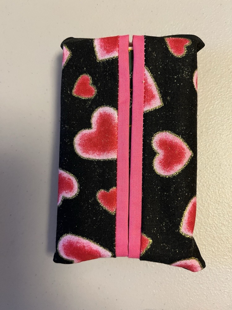 6 Hearts Tissue Holders. Handmade. Red. Black. Sparkly