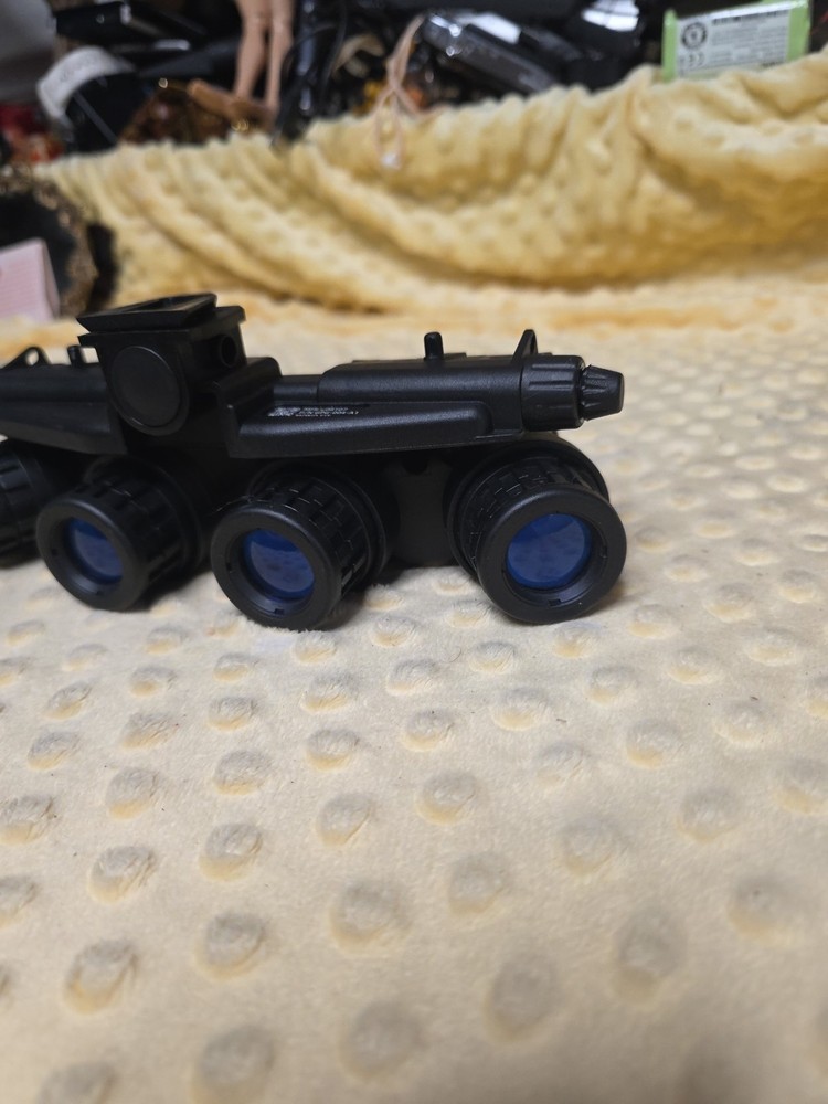 Night Vision Goggles DUMMY PAIR for Prop Use Not Functional Black