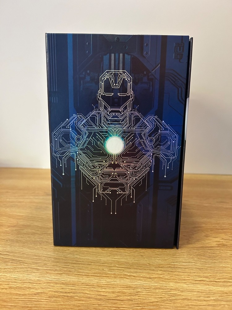 Ironman Charging Station: The Infinity Saga Marvel Studios (65W Max)