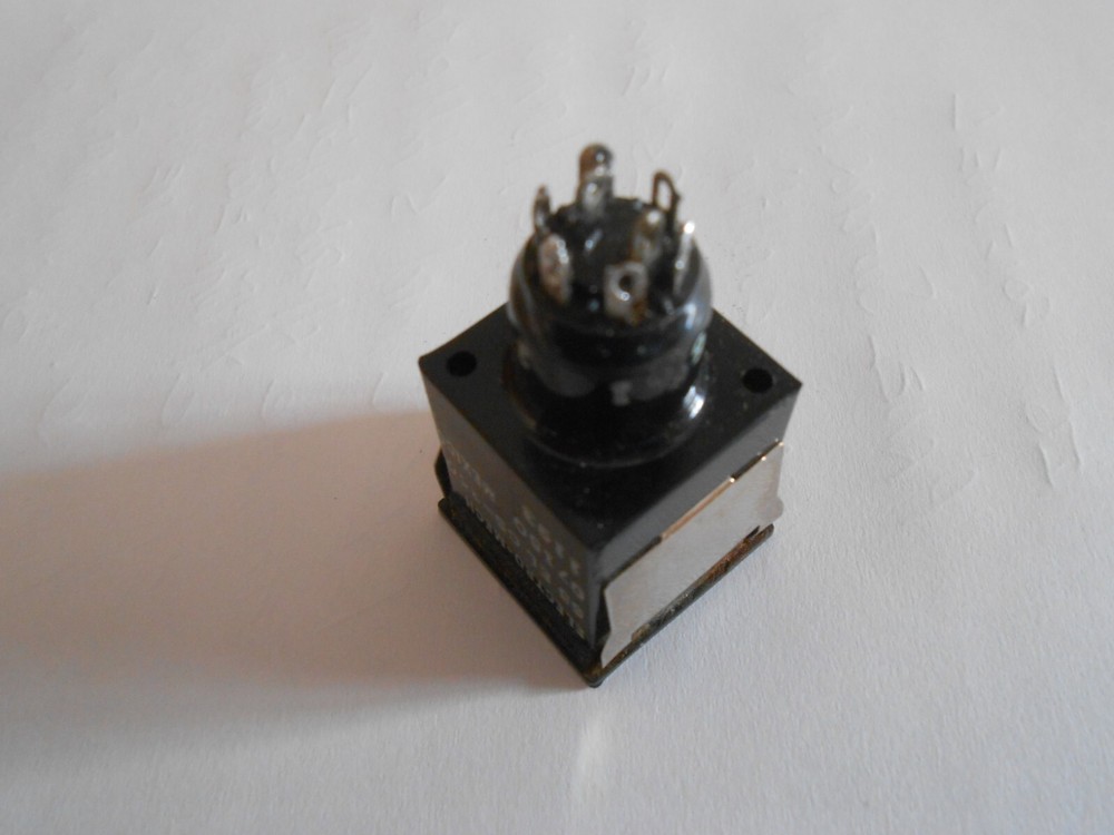 IGT Fortune 1 Panel Switch