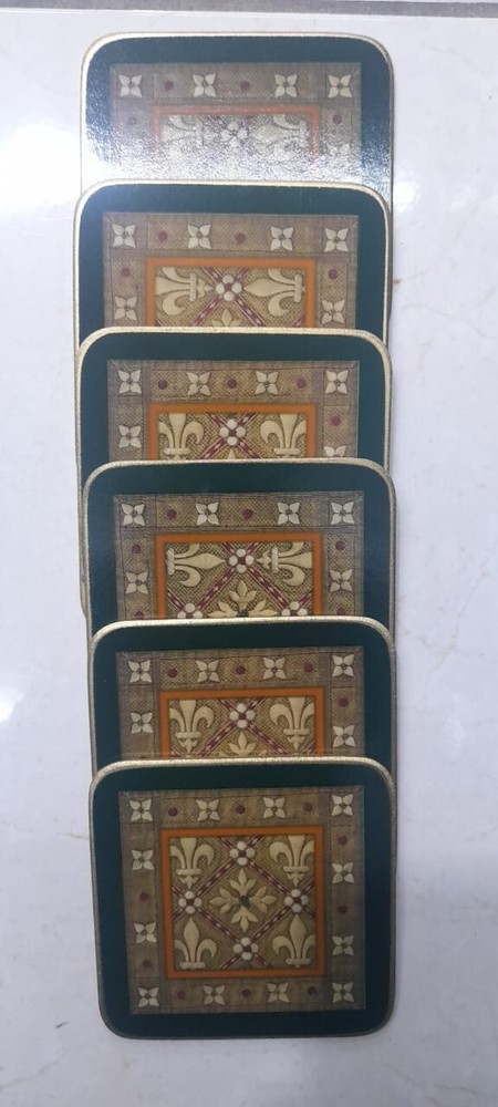 Cup base for drinks A cup base for drinks, tea, coffee,