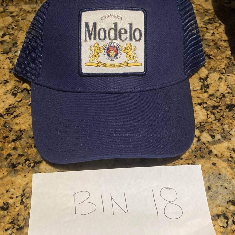 Modelo Especial Logo Patch Navy Adjustable Trucker Hat Blue