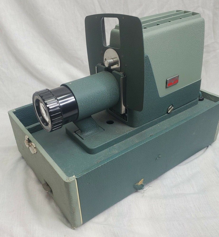 Argus 300 Automatic Slide Projector  Needs Bulb  Tested to POWER UP