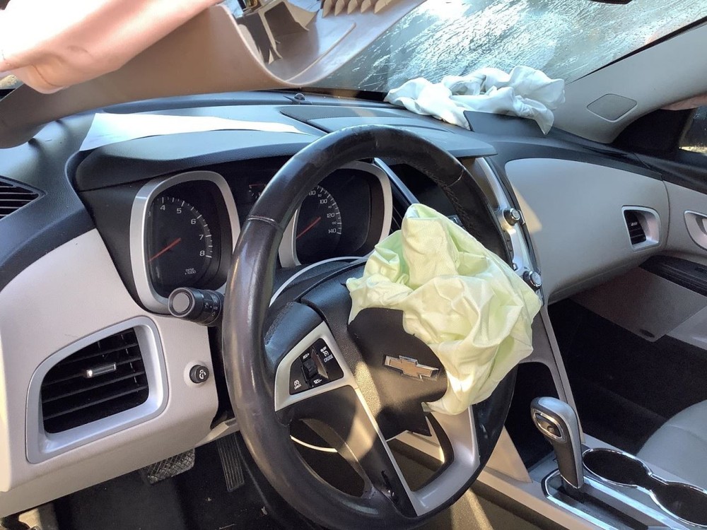EQUINOX 2012 Glove Box 4734566