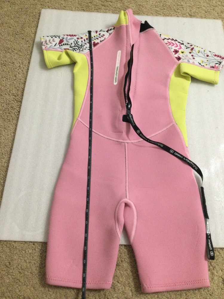 Kids Dark Lightning Wetsuit Pink and Yellow Leaf Pattern Size M