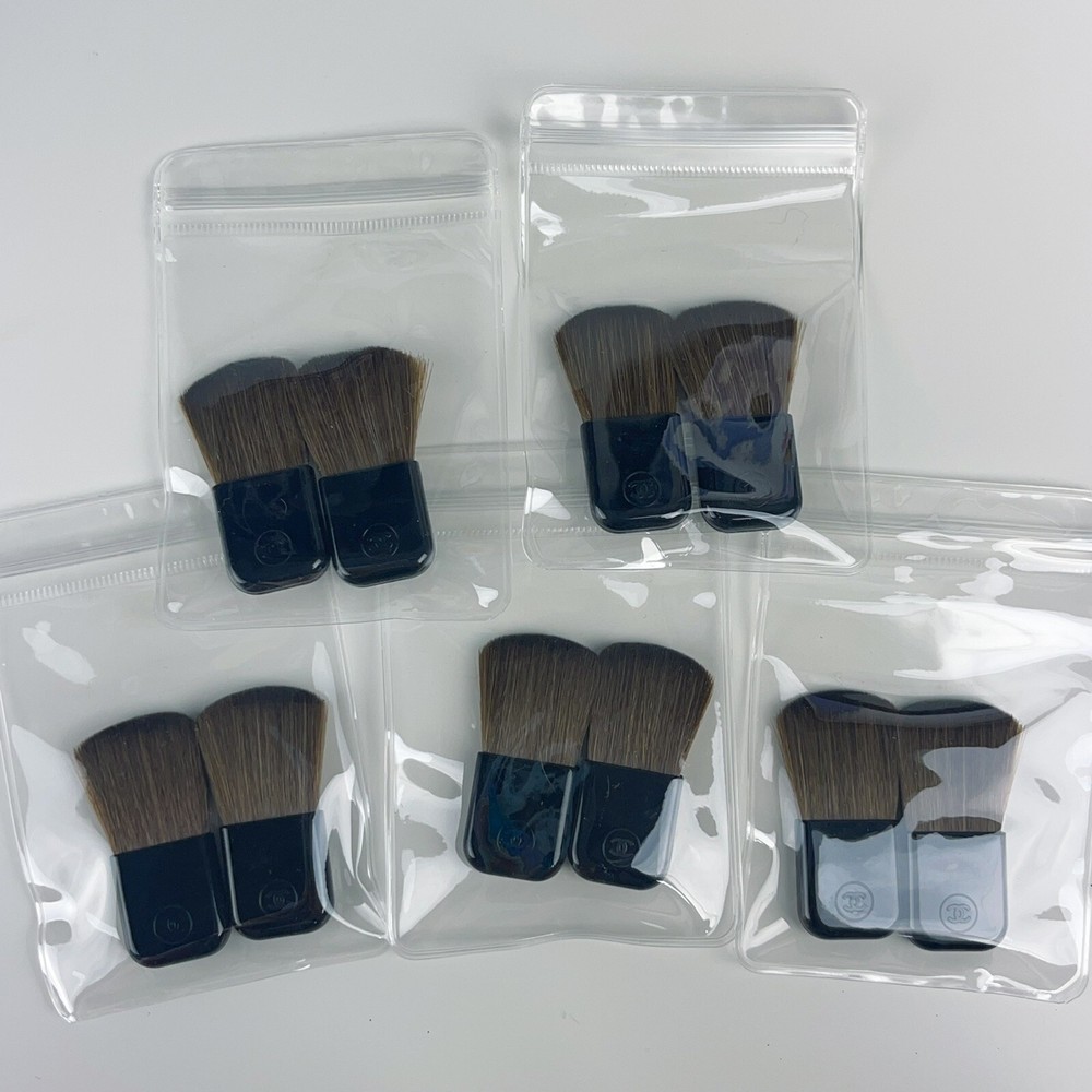 10pcs Chanel Mini Travel Size Brush (highlighter/blush/powder) 100% Authentic