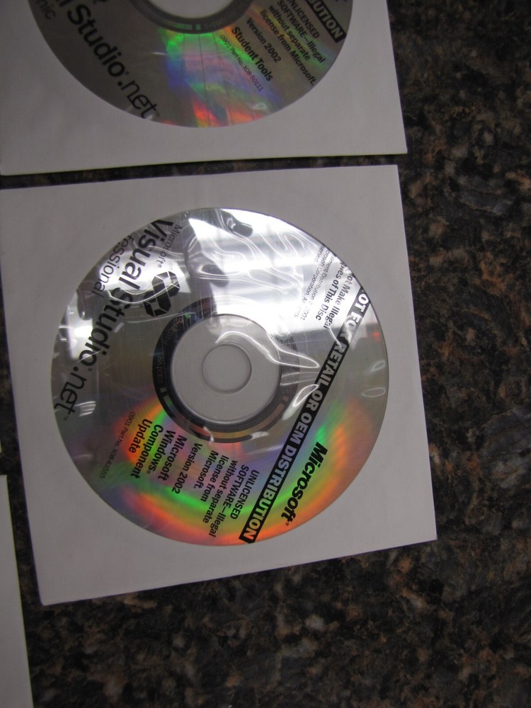 Microsoft Visual Studio .NET Academic 2002 -6 Discs