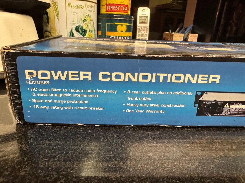 FURMAN POWER CONDITIONER M-8