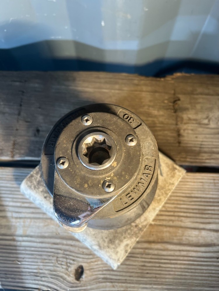 Lewmar 30 Two-Speed Self-Tailing Winch