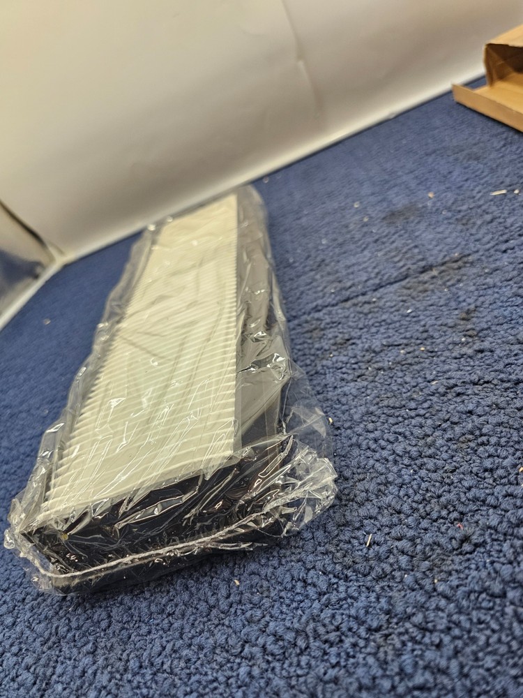 Donaldson P500194 Panel Ventilation Air Filter Fits VOLVO BL61 Backhoe Loader