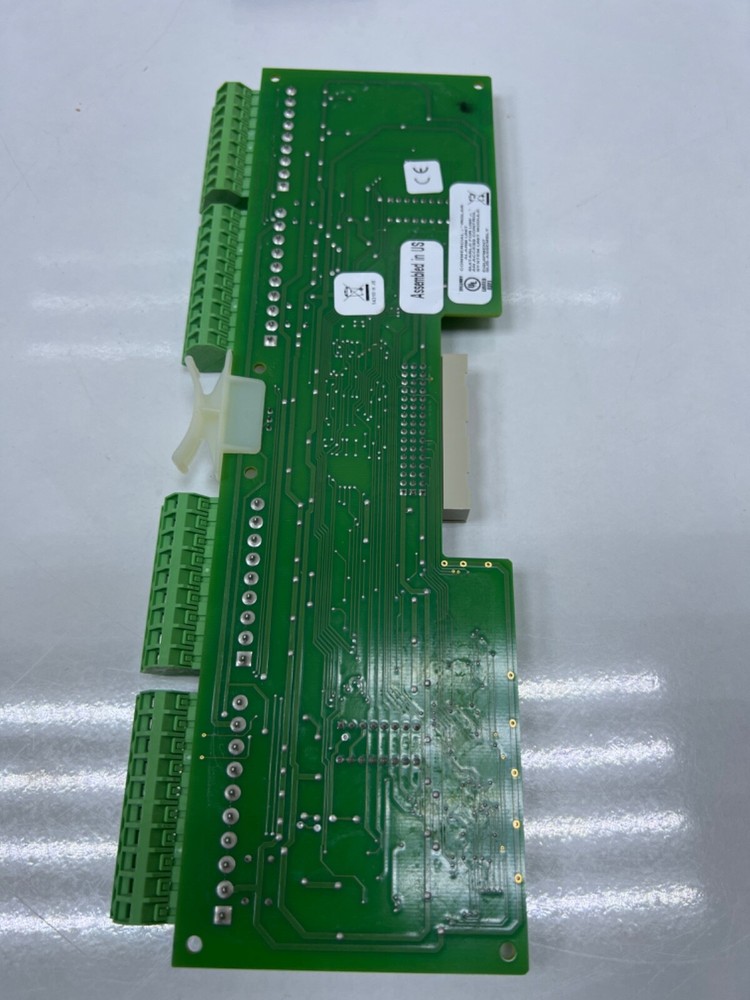 UTC GE Interlogix Access Control 110063001 V02 RP Reader Interface Unsupervised