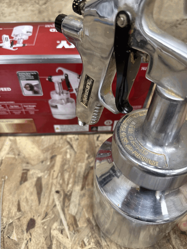 Husky Siphon Feed General Purpose Spray Gun