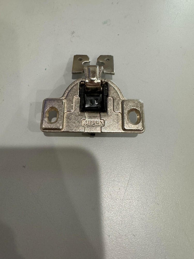 MEPLA Self Close Hinge 510.356.00.13 (sold Individually)
