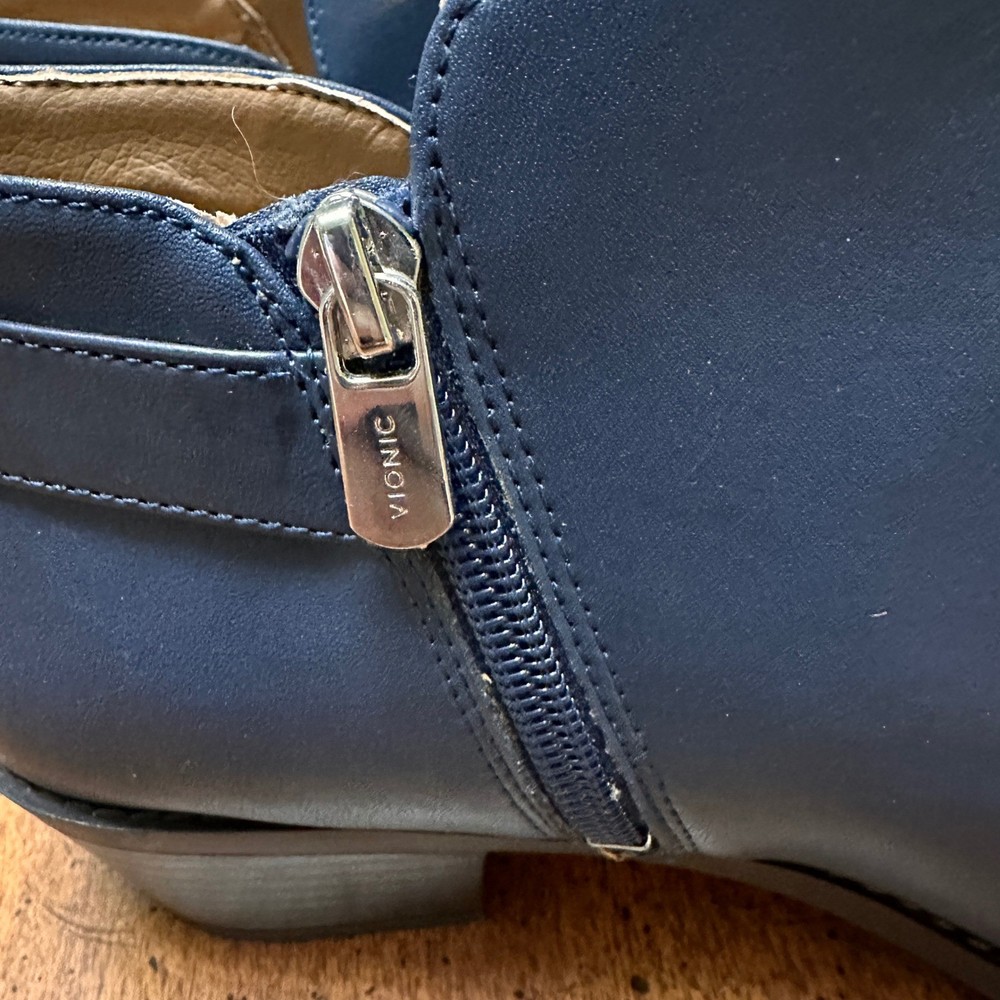 Vionic Millie Ankle Boots Navy Leather Side Zip Low Block Heel Size 9.5 No Box