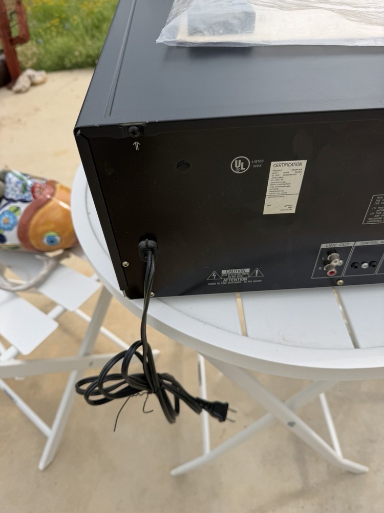 SONY CDP-CX200 Compact Disk MEGA STORAGE 200 CD PLAYER REMOTE MANUAL TESTED