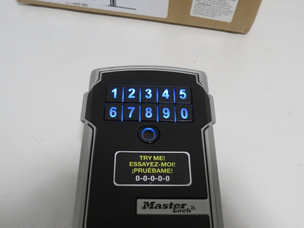 Master Lock Lock Box, Electronic Wall Mount Key Safe 5441EC
