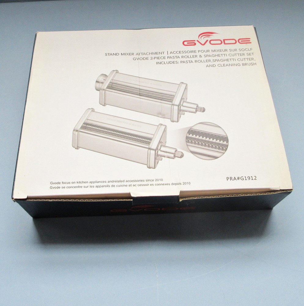GVODE TWO-PIECE PASTA ROLLER AND SPAGHETTI CUTTER