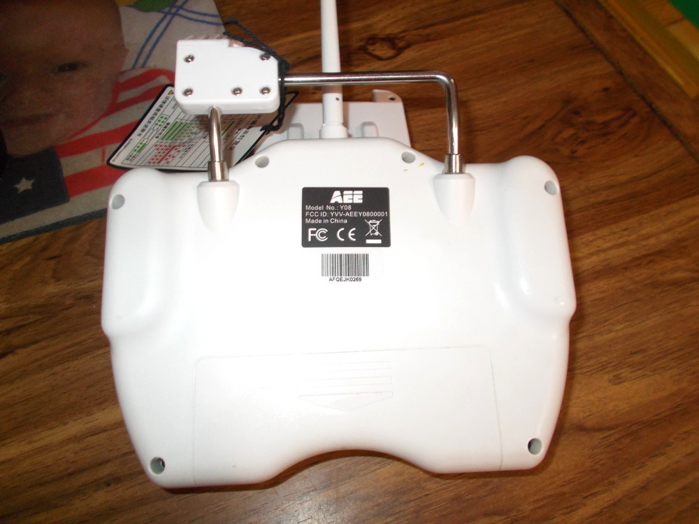 AEE Y08 Drone Remote Controller Transmitter RC 2.4GHz w/Antenna– Pre-Owned N/BAT