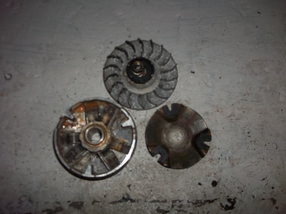 SINNIS PHOENIX 50 Variator and pully