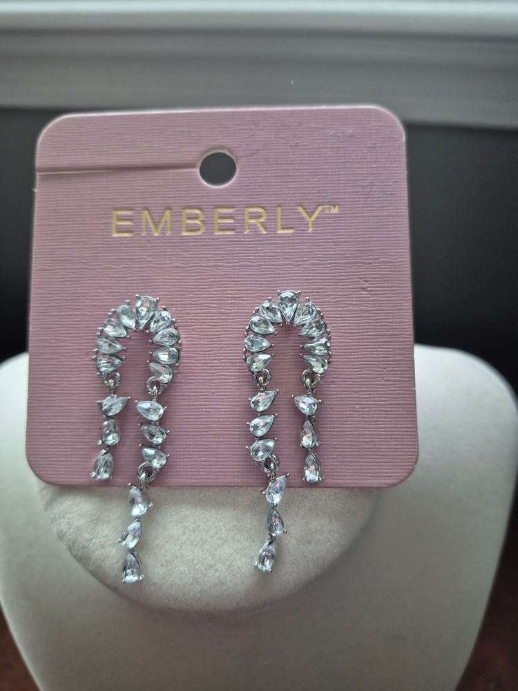 Emberly Rhinestone curved design earrings
