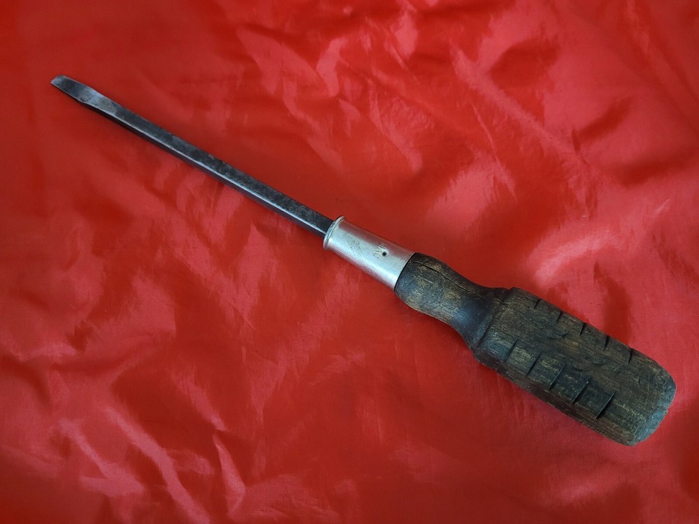 MAC 1/4" Flat Slotted Head Square Shank Screwdriver Wood Handle S3