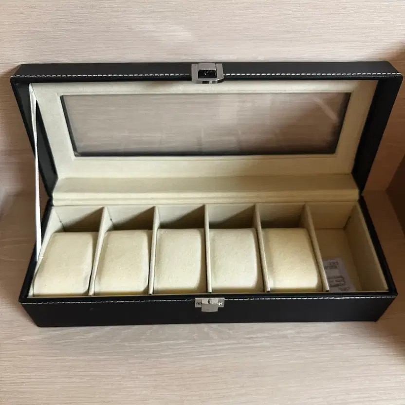 New 6-Piece Watch Case - Unused
