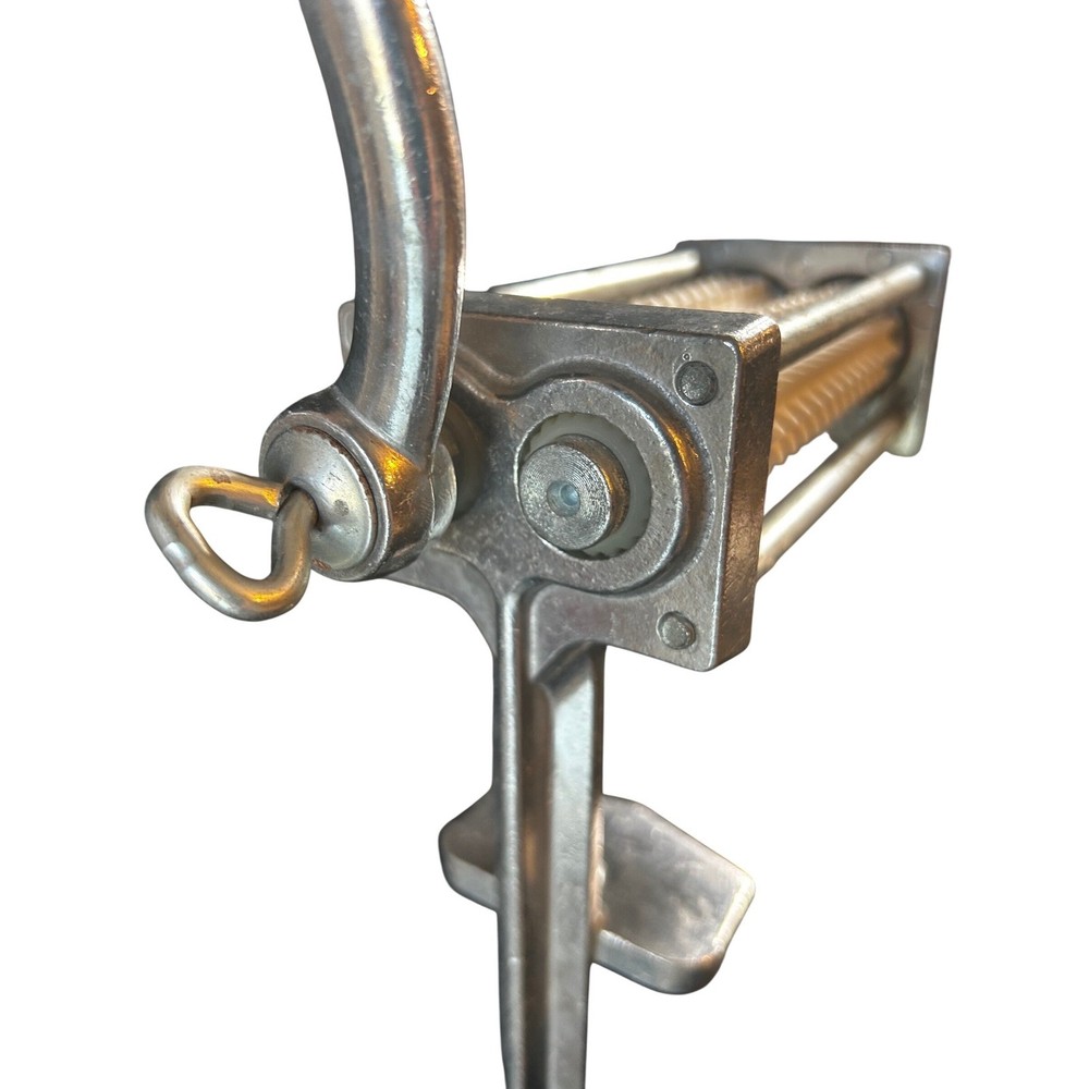 Manual Hand Crank Meat Tenderizer Dual Spiked Rollers Table Mount C-Clamp Silver