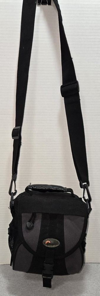 Lowepro EX 120 Camera Bag Black READ