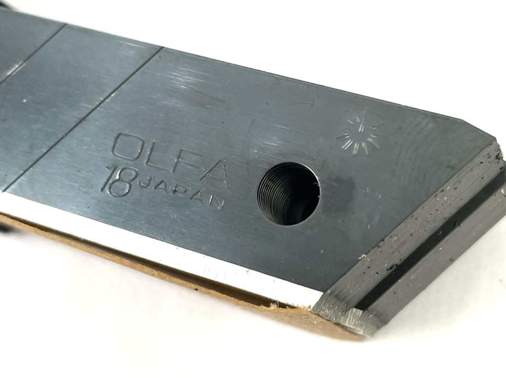 OLFA LBB-50B Duty Snap-off Cutter 50-pack