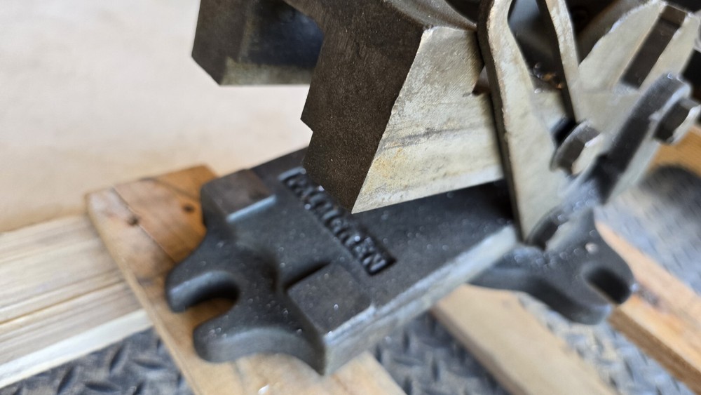 VINTAGE MACHINIST ANGLE TILTING VISE PALMGREN