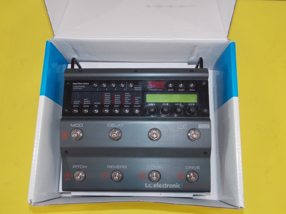 TC Electronics NOVA System Guitar multi-effects " good working condition "