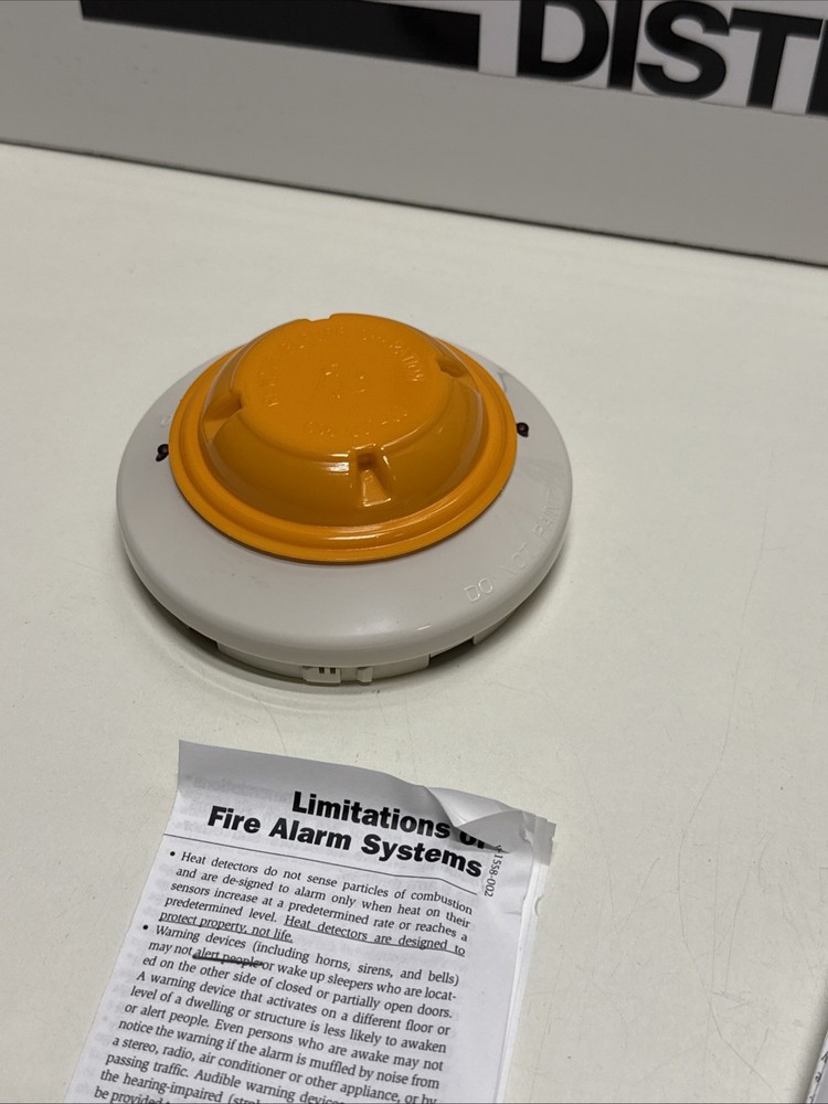 System Sensor 2151 Smoke Detector