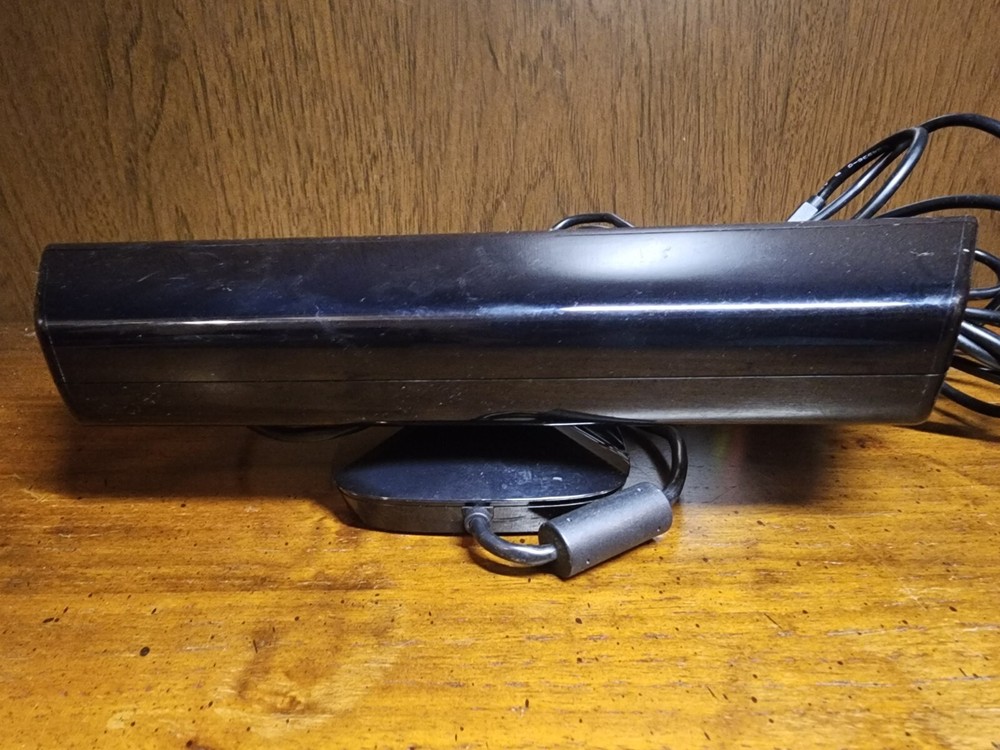 Microsoft Xbox 360 Pro Kinect with all cords 1414 model, tested and working