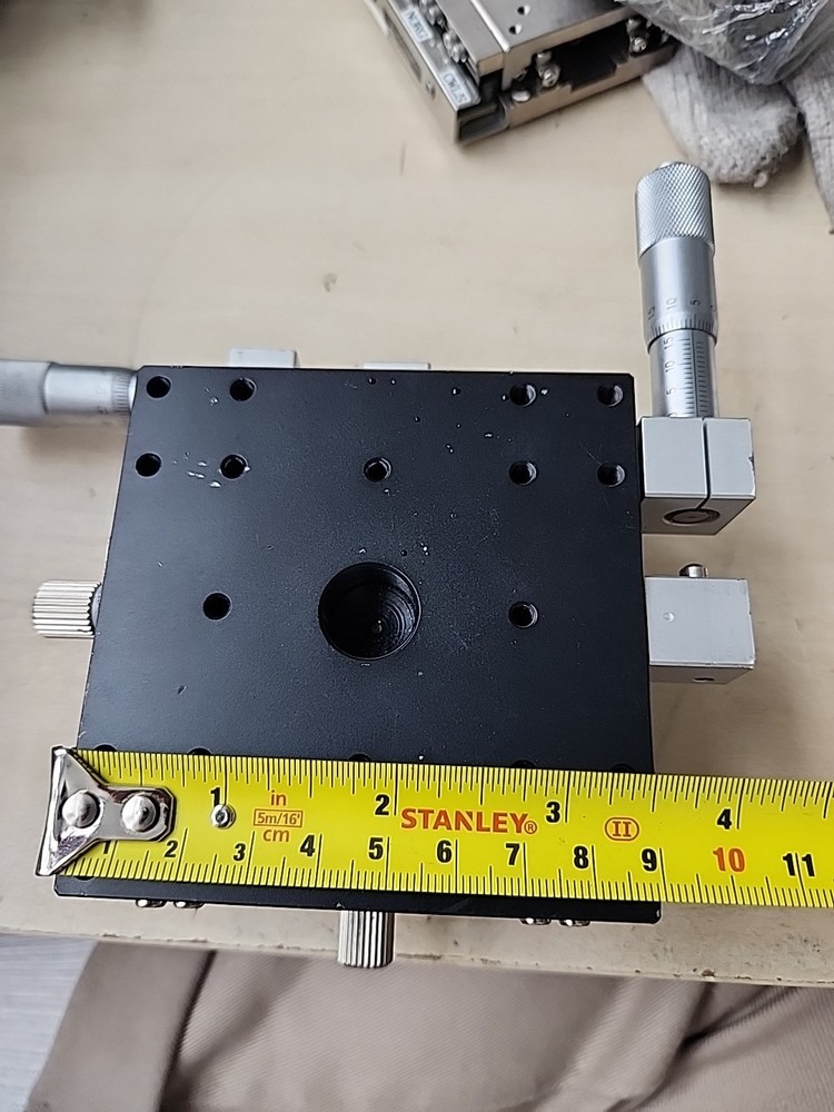 XY Linear Stage Manual Precision Linear Stage 90x90mm Sliding Table 2-Axis