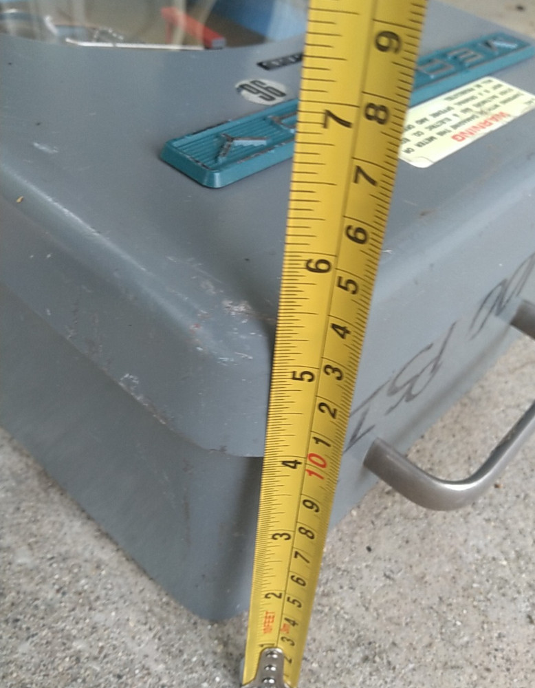 Mechanical chart recorder -Mercury instruments. 100 psi element.