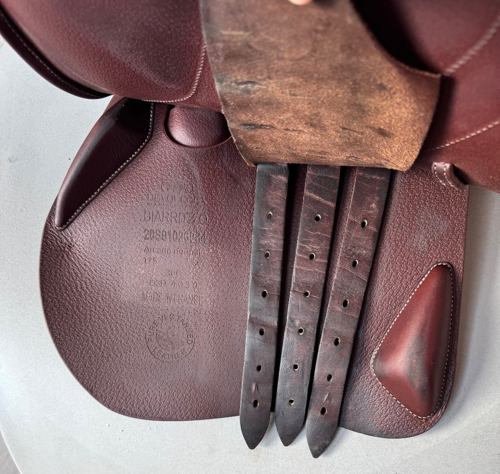 17.5" Devoucoux Biarritz O Saddle - 2020 - 2A - Full Buffalo