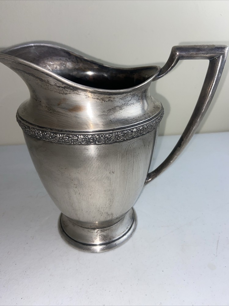 Wm. Rogers Silverplate Pitcher PRIMROSE #7817 Vintage 8¼" Tall