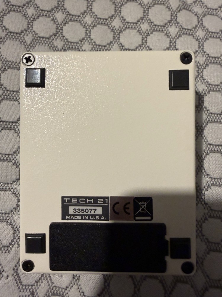 Tech 21 NYC Boost Chorus 2010s - Turquoise/White