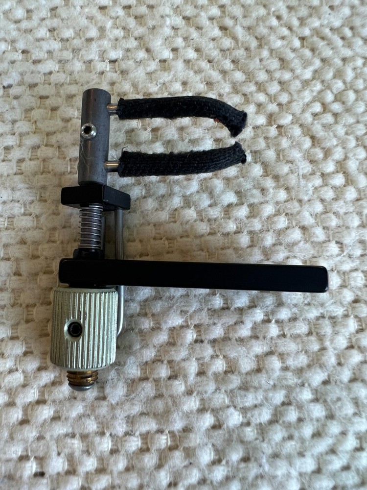 Archery Dual Prong Flipper Rest