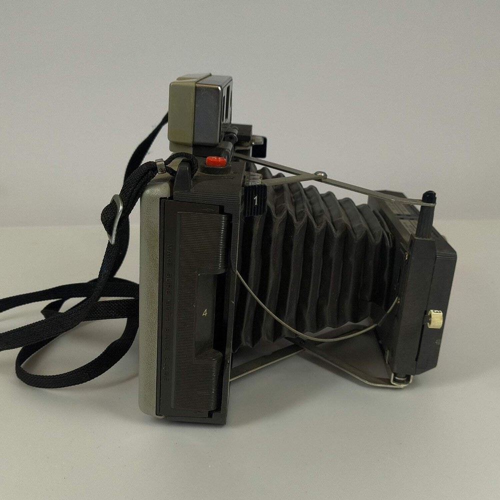 Vintage Polaroid Automatic 230 Instant Camera