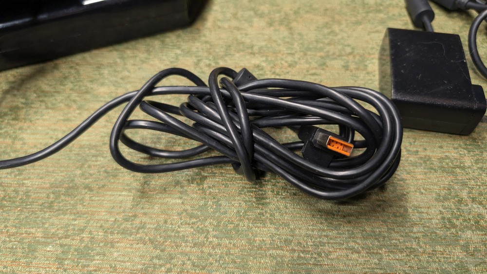 Microsoft Kinect Sensor Bar Xbox 360 1414 + AC Power Adapter Tested Set Bundle