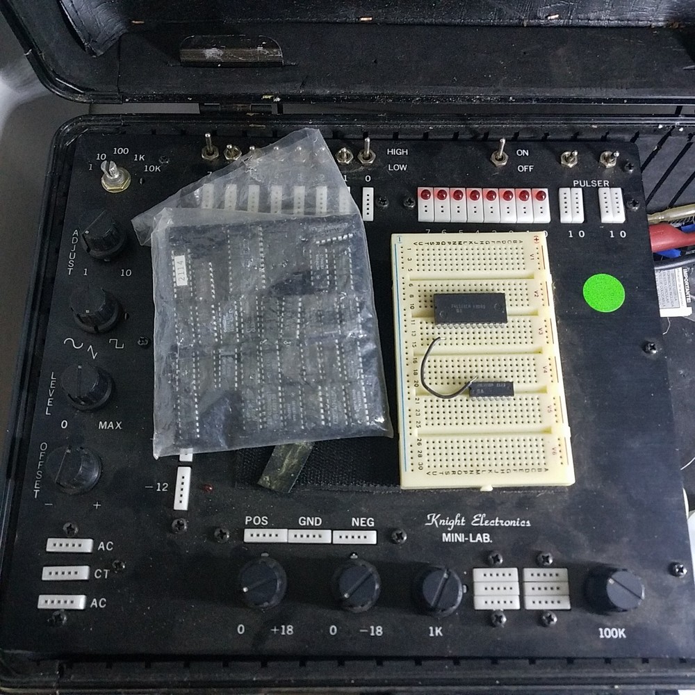 Knight Electronics Mini Lab Portable Electronics Breadboarding Kit