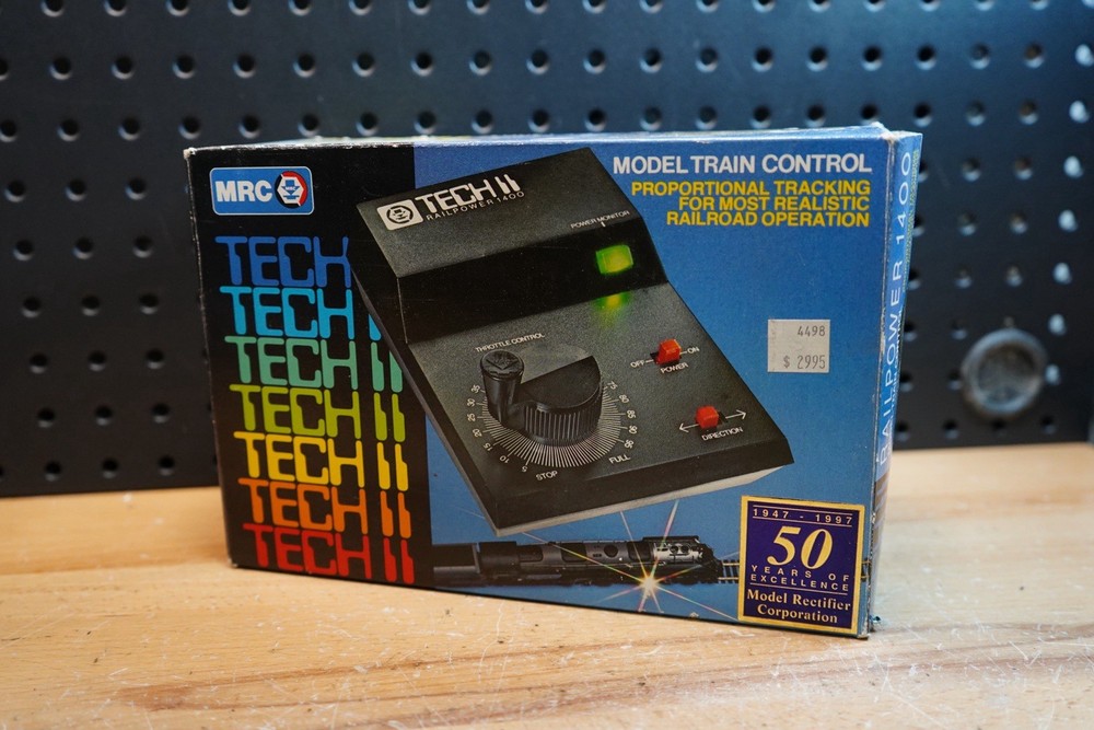 (D) MRC TECH II RAILPOWER 1400 MODEL TRAIN CONTROL WITH THE ORIGINAL BOX