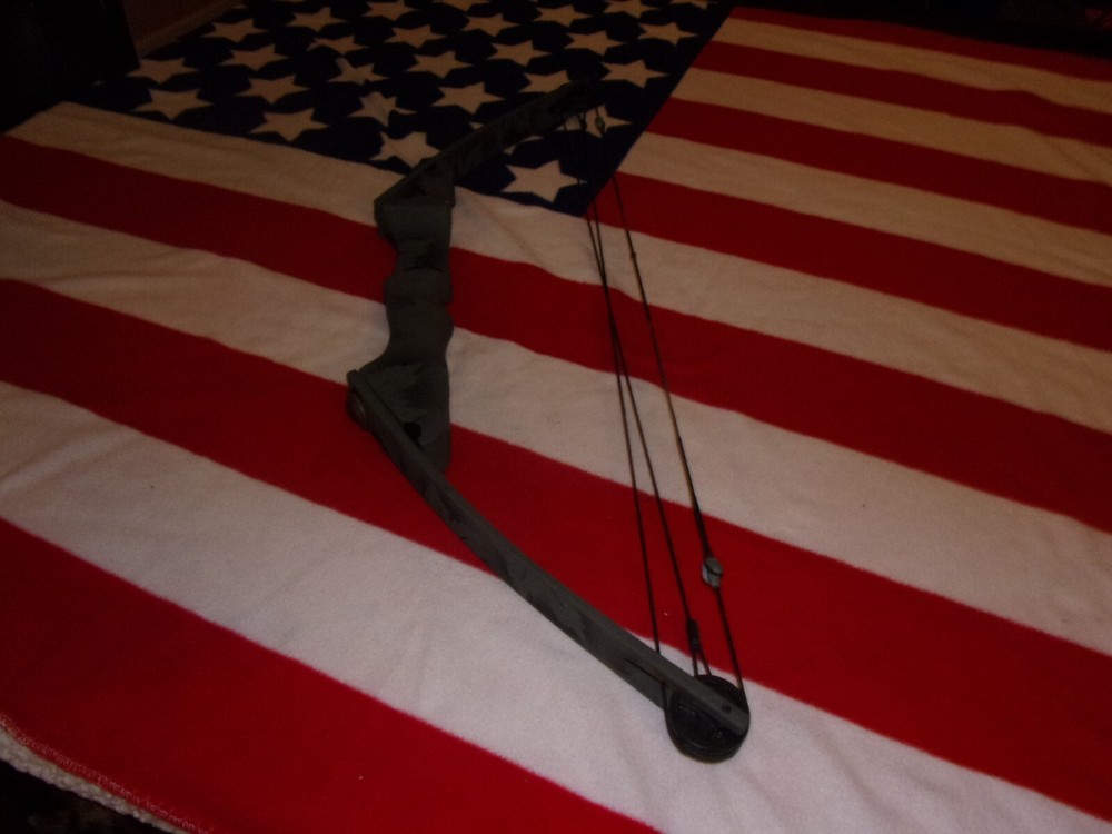 Browning Fox 1 Youth Compound Bow