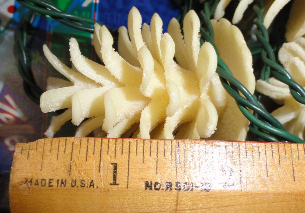 Frosted Pinecone 20’String Lights ~ Christmas Tree ~ Camping Multipurpose 2