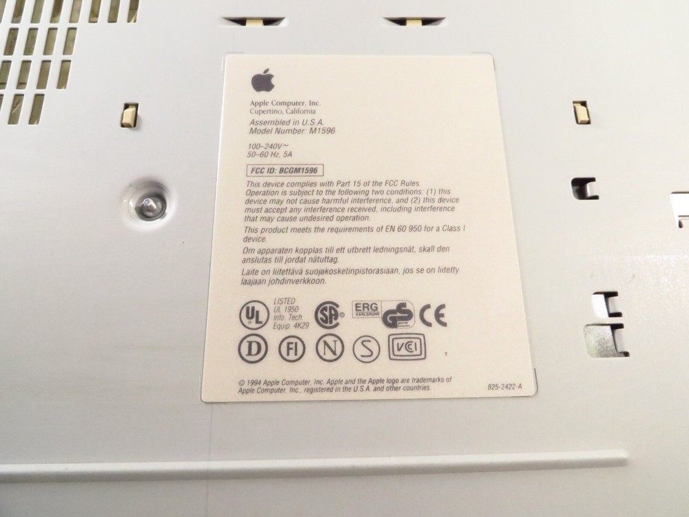 Vtg Apple Macintosh Performa 6110CD Power PC Computer M1596, Untested, As Is